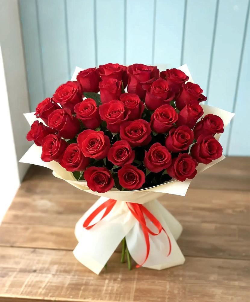 Букет 29 Красных роз в Саратовской