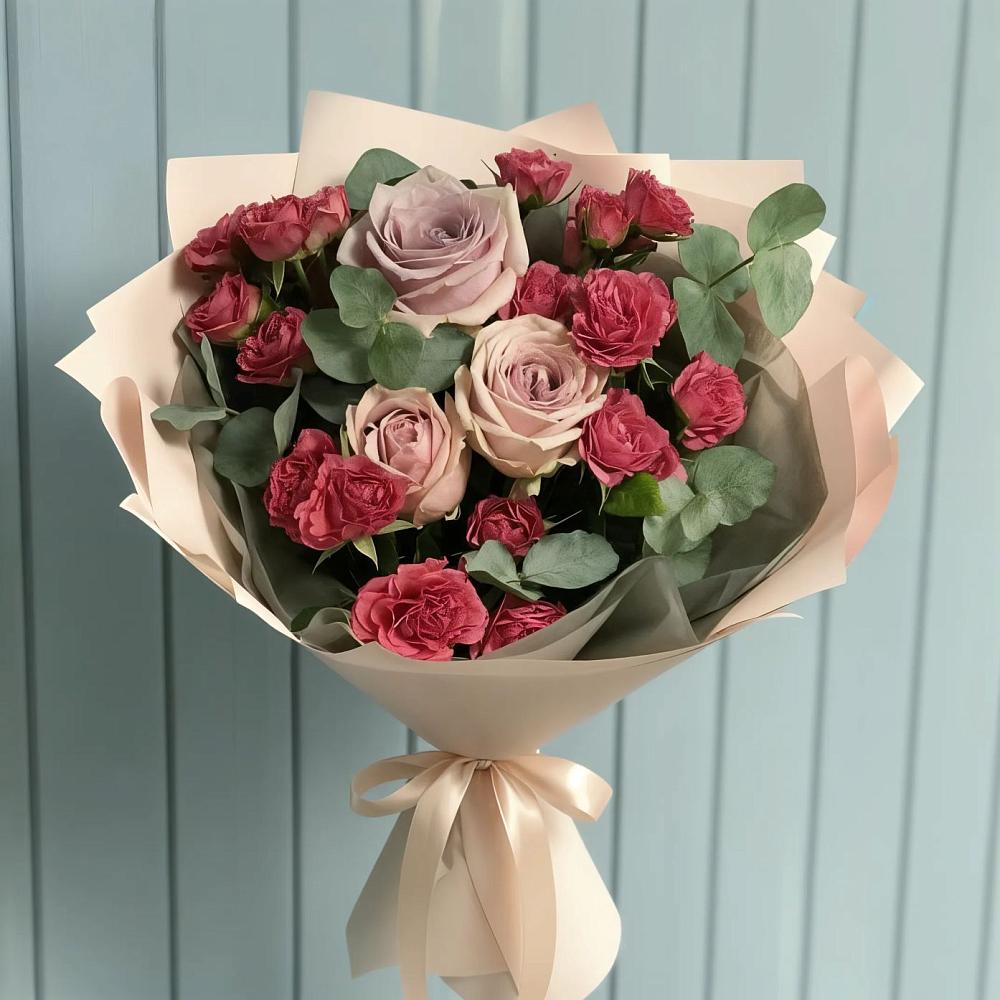 Букет цветов из: Гвоздики и Розы в Саратовской