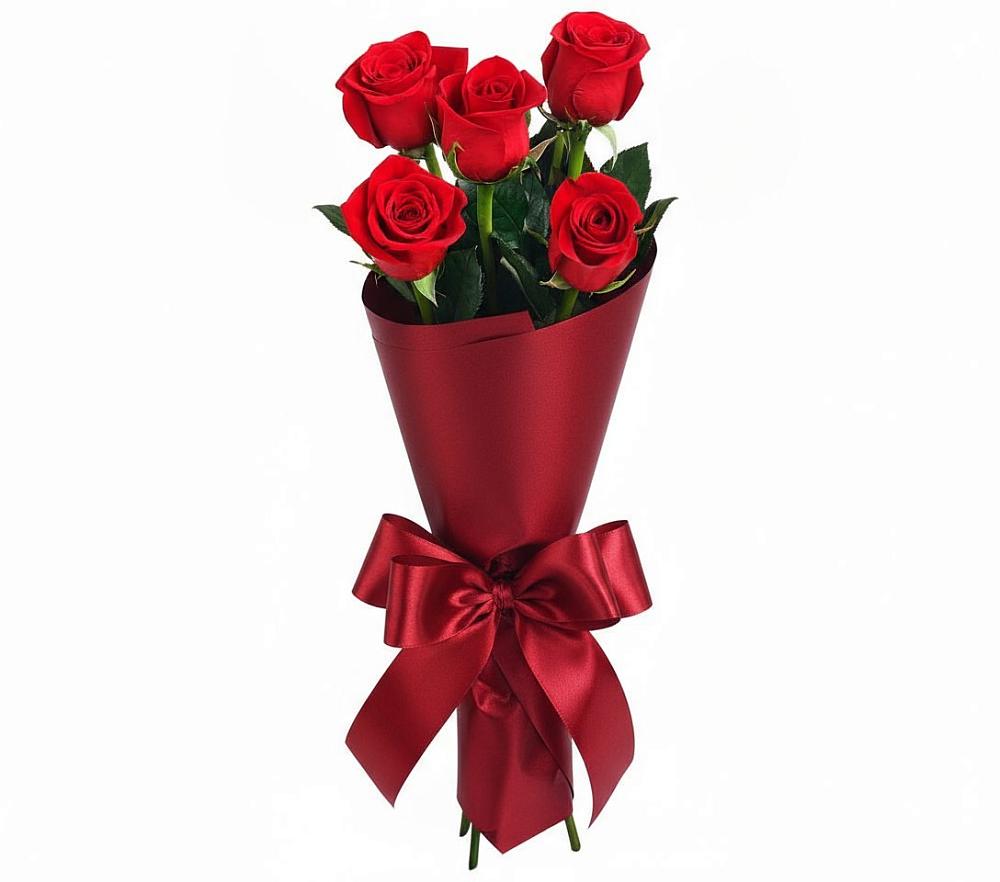 Букет 5 Красных роз Эдлесс Лав в Саратовской