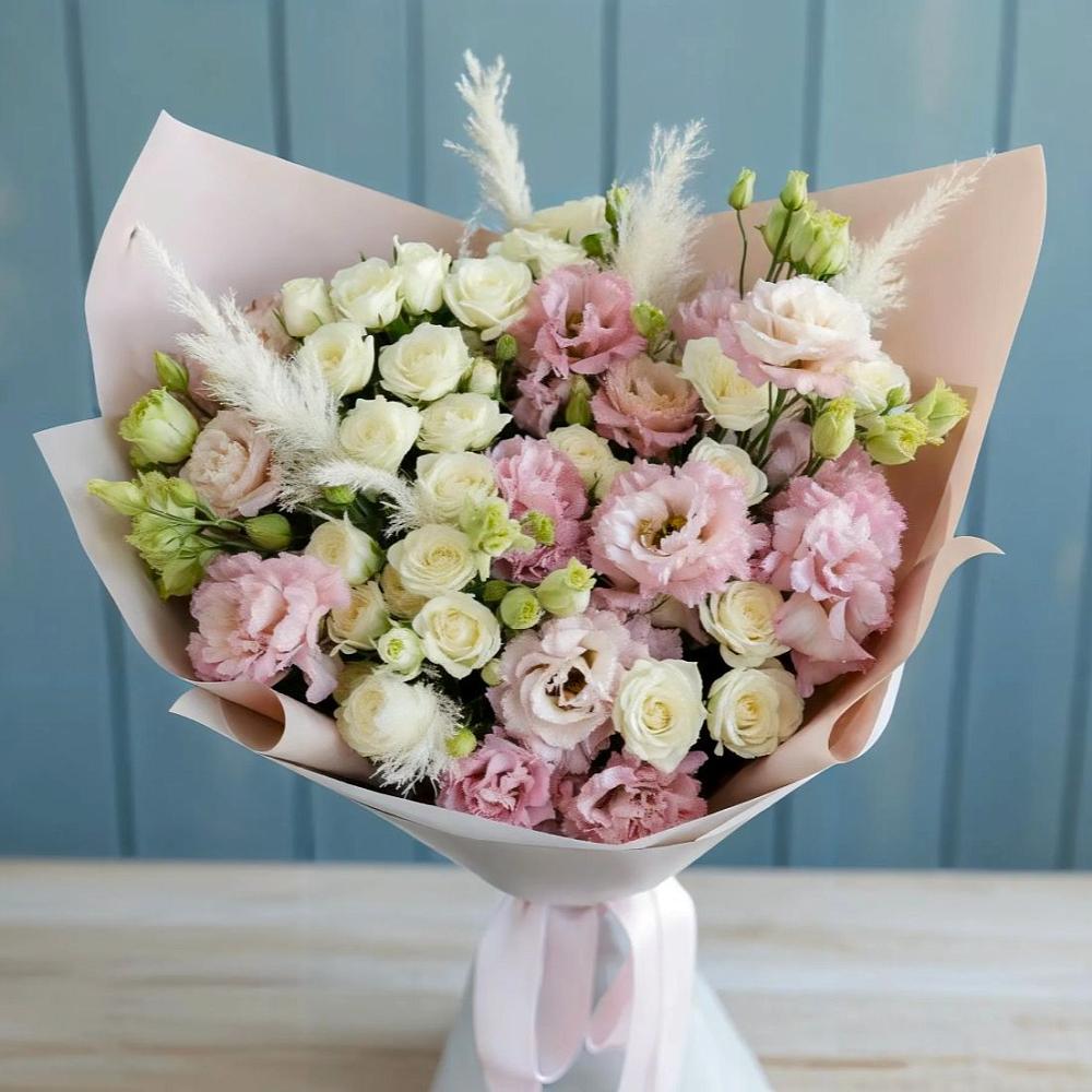 Букет цветов из: Альстромерии и Розы в Саратовской