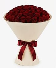 Букет 101 Бордовая роза Блэк Бакарра в Саратовской