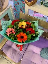 Букет цветов из:  Герберы, Хризантемы и Альстромерии #REPLACE_PRED# Саратовской