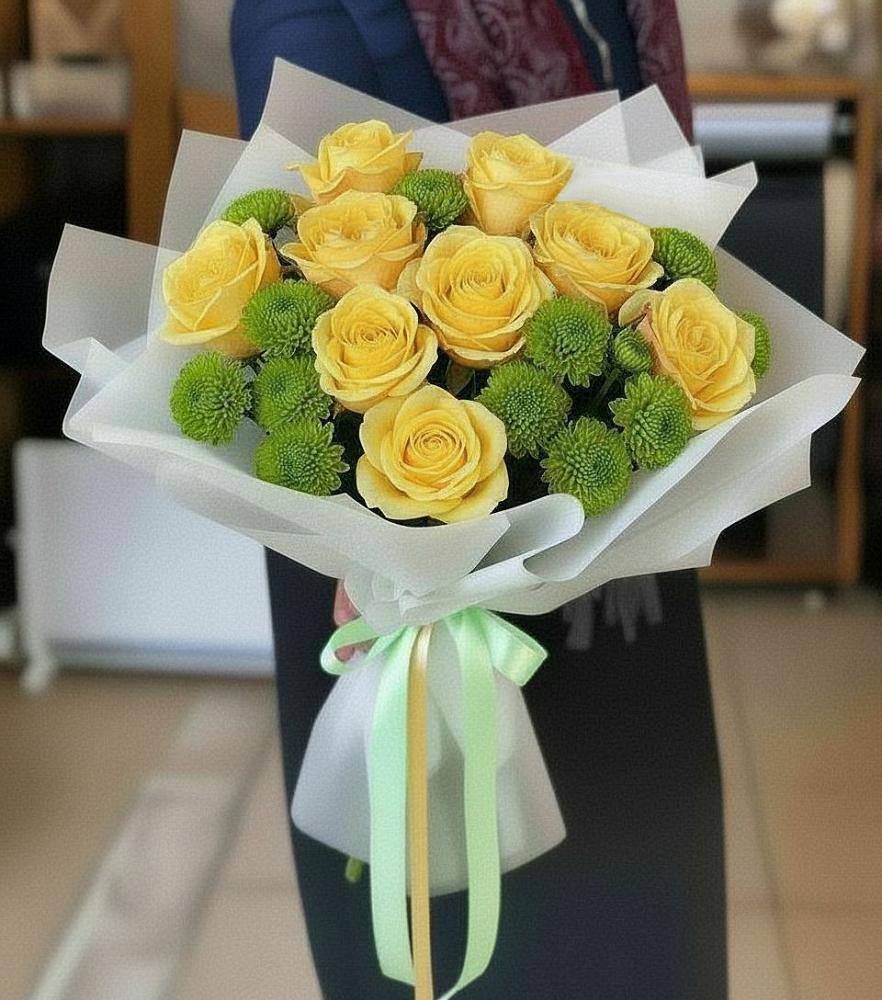 Букет цветов из: Хризантемы и Розы в Саратовской