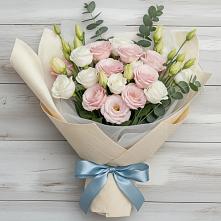 Букет цветов из:  Лизиантусы в Саратовской