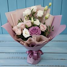 Букет цветов из:  Розы и Лизиантусы #REPLACE_PRED# Саратовской