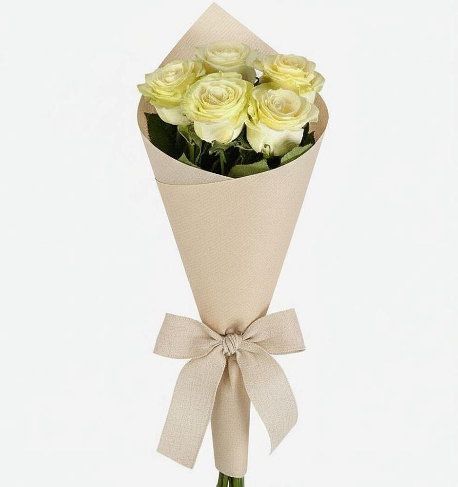 Букет цветов из: Розы в Саратовской