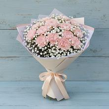 Букет цветов из:  Гвоздики в Саратовской
