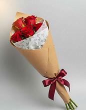 Букет цветов из:  Розы в Саратовской