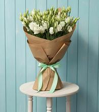 Букет цветов из:  Лизиантусы в Саратовской