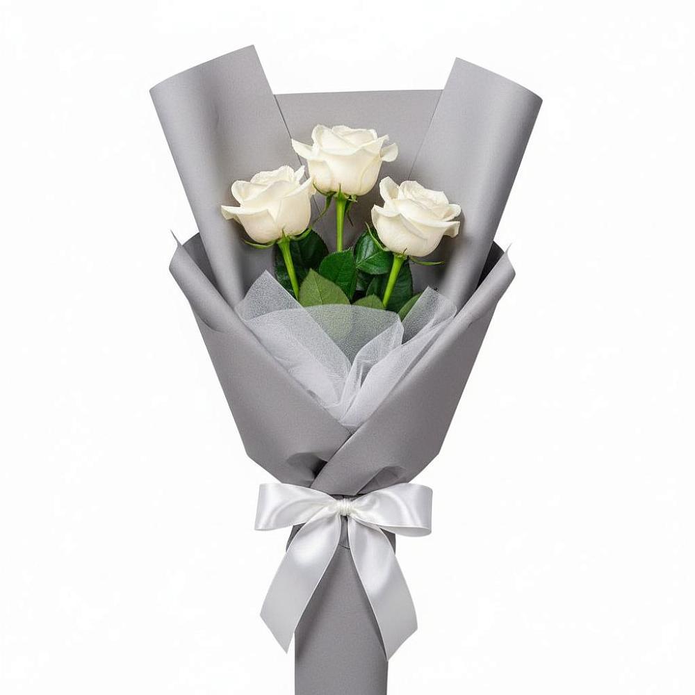 Букет 3 белые розы в Саратовской