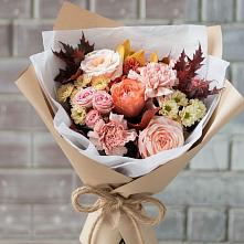 Букет цветов из:  Гвоздики, Хризантемы и Розы #REPLACE_PRED# Саратовской