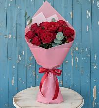 Букет цветов из:  Розы в Саратовской