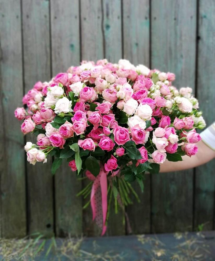 Букет Розовые кустовые розы Натали и Лав Лидия в Саратовской