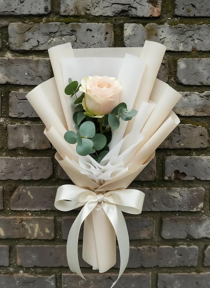 Букет цветов из: Розы в Саратовской