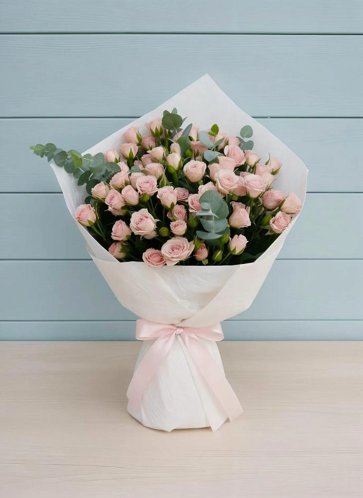 Букет цветов из: Розы в Саратовской