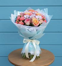 Букет цветов из:  Хризантемы и Розы в Саратовской