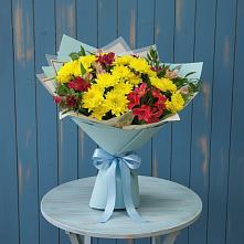 Букет цветов из:  Альстромерии и Хризантемы в Саратовской
