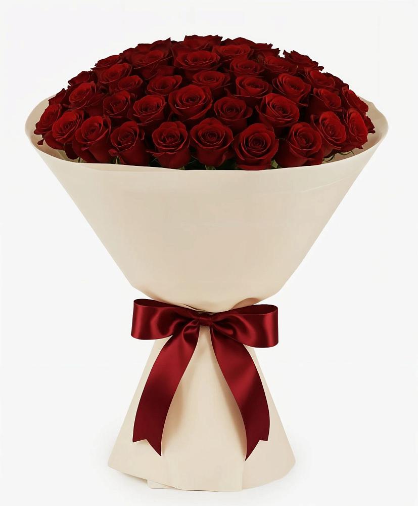 Букет 101 Бордовая роза Блэк Бакарра в Саратовской