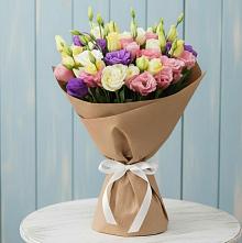 Букет цветов из:  Лизиантусы в Саратовской