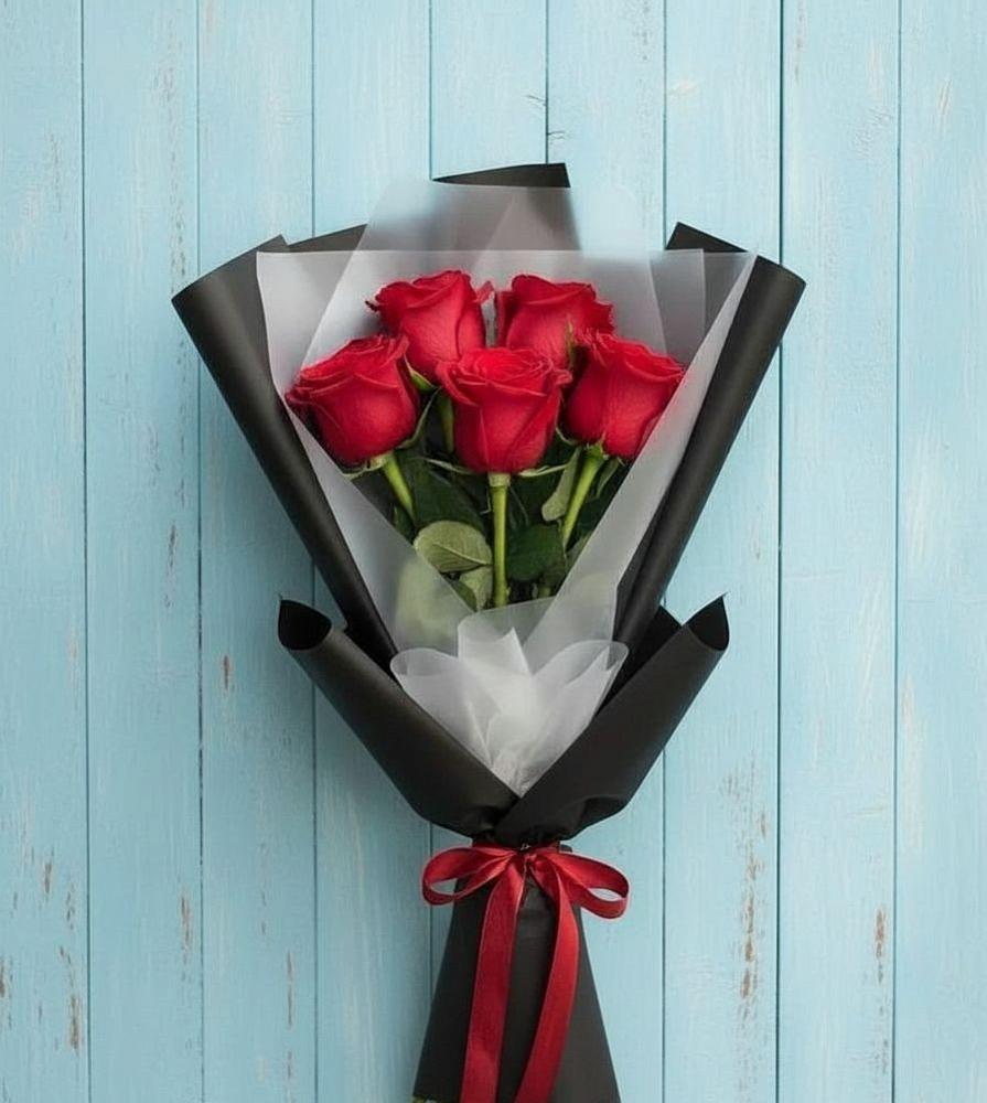 Букет цветов из: Розы в Саратовской