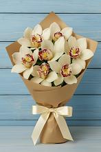 Букет цветов из:  Орхидеи и Розы в Саратовской