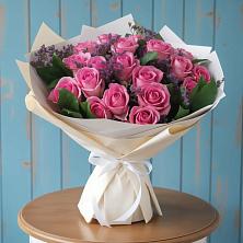 Букет цветов из:  Розы в Саратовской